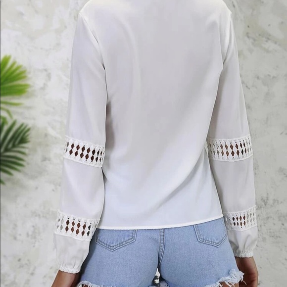 White  contrast lace V neck lace insert top - Picture 2 of 4